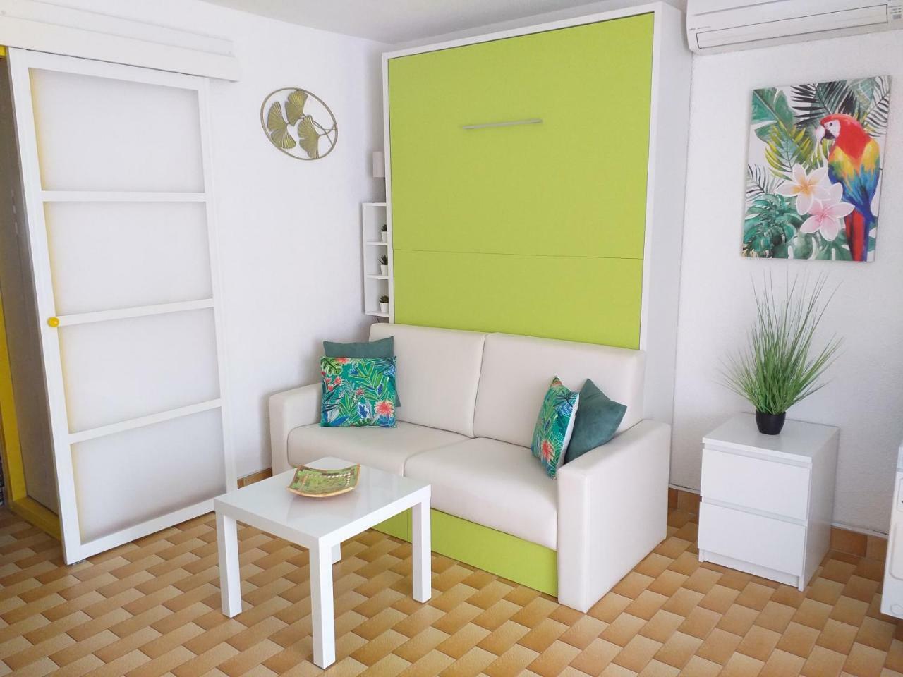 Studio De 25M2 Tout Equipe A 250M Du Bord De Mer ลา กร็องเดอ-ม็อต ภายนอก รูปภาพ